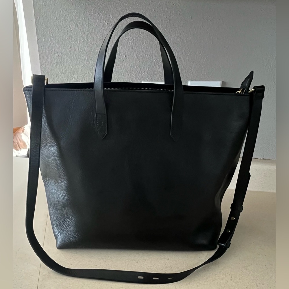 Madewell Black Leather Tote Bag/Crossbody